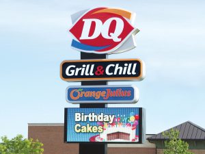 Lighted Signs 0092 Dairy Queen Bendsen Sign  Graphics W 19mm 80x176 Bloomington IL 101718 1 300x225
